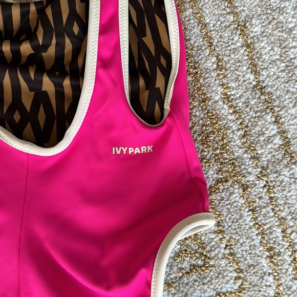 Ivy Park x Adidas hoodie shrug and reversible suit 2 PC set - Picture 11 of 16